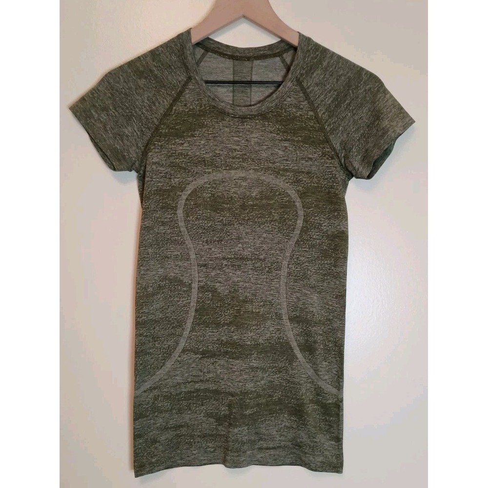 Lululemon Swiftly Tech Short Sleeve Top Sz 4 Olive Green Seamless Athletic Tee